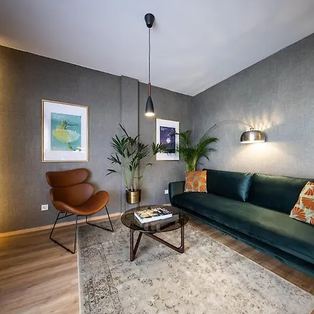 Apartment Fancy Private Parking & Garden Budapest
