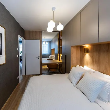 Fancy Private Terrace & Garden Lejlighed