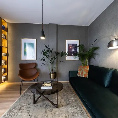 Fancy Private Parking & Garden Apartman Budapest